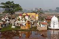 Vietnam experience : sépultures et pierres tombales